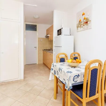 Lumbarda Resort Apartments