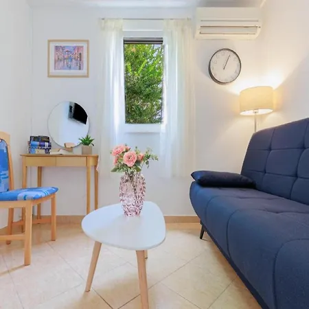 Lumbarda Resort Apartments Apartment